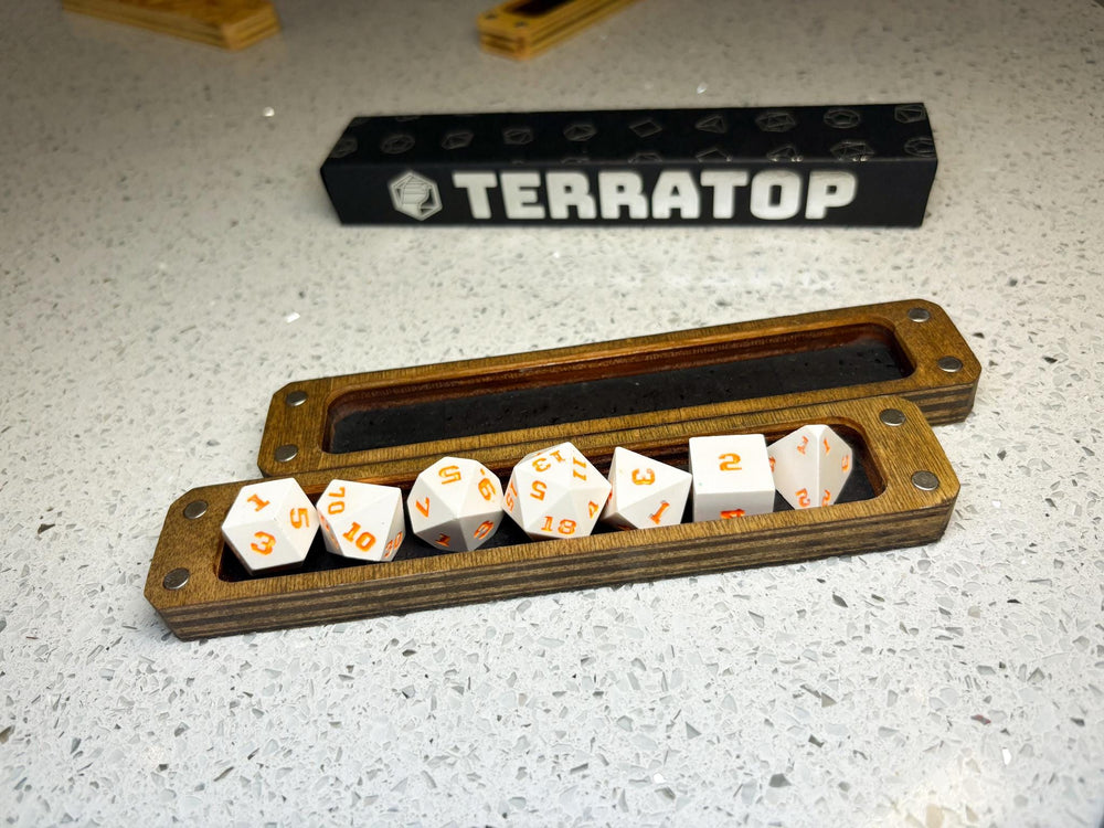 Dice Vault | for DND & Tabletop RPGs | RPG Dice | Dungeon Master Gift | Dice Box | Baton 'Starfish Face' Magnetised Dice Box